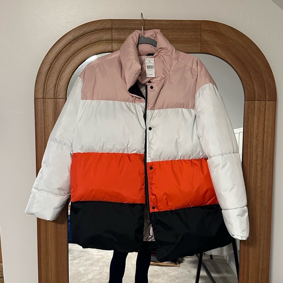 Biannual Color Block Puffer Jacket - Picture 5 of 6